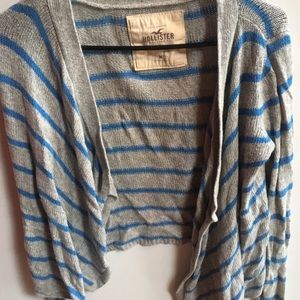 Women’s hollister sweater-size M.